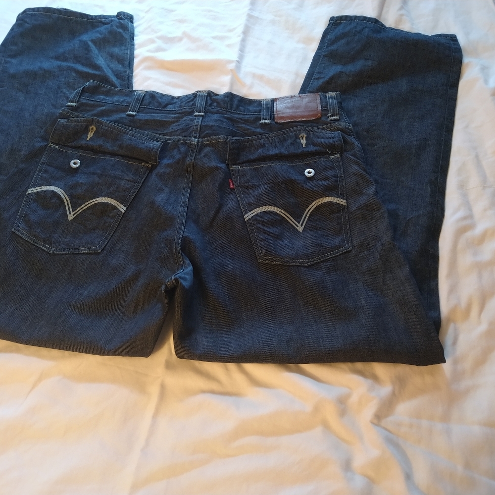 Hardly worn Levis - Picture 1 of 3